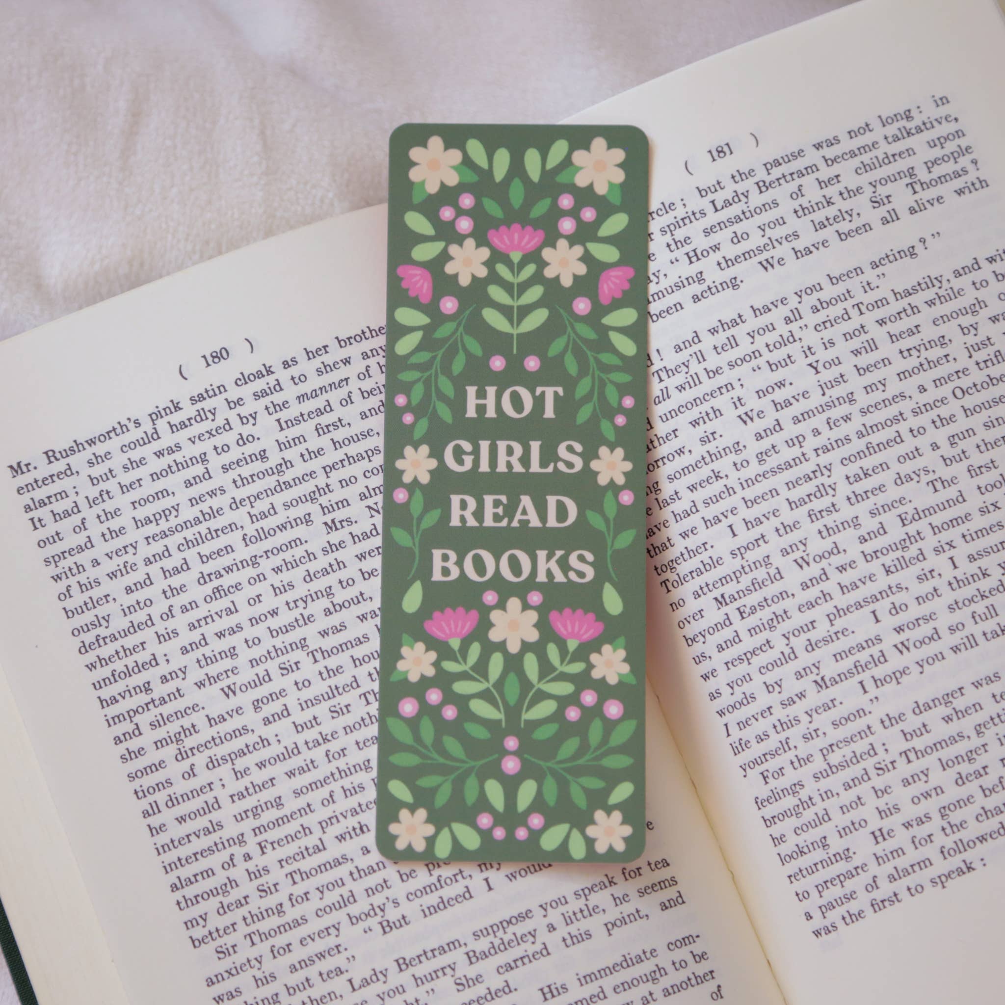 Bookmark - "Hot Girls Read Books"